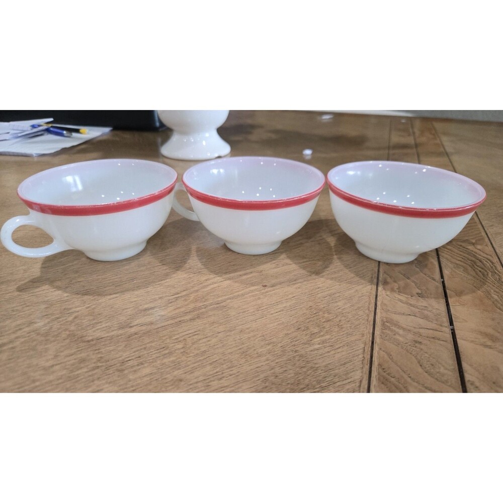Vintage milk glass pyrex coffee cup Set Of 3 Made In USA